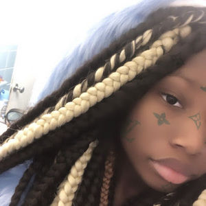 Meet your Posher, Tiara